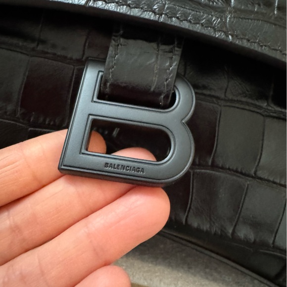Balenciaga Croc XS Soft Hourglass Shoulder Bag - Picture 4 of 9